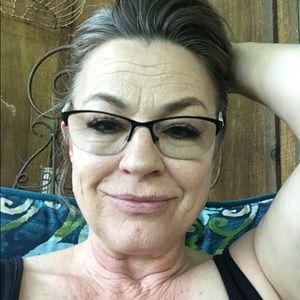 Meet your Posher, Pamela